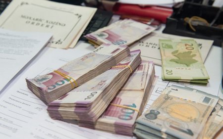 Rəqəmsal İnkişaf və Nəqliyyat Nazirliyi yanında İnformasiya Kommunikasiya Texnologiyaları Agentliyi (İKTA) 2023-cü ili 864 min manat xalis zərərlə başa vurub. Halbuki, Agentlik 2022-ci ildən 9 min manat zərərlə çıxmışdı