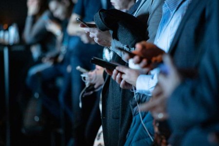 Sosial medianın siyasi baxışlara və geosiyasi məsələlərə təsir gücü: TikTok, X və Instagram
