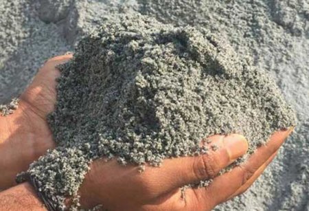 Təbii sərvətlərin diplomatik əlaqələri gücləndirmək və xarici valyuta əldə etmək istiqamətində  unikal faydası