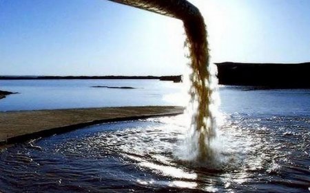 Xəzər dənizi tullantılarla çirkləndirilir