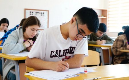 Dövlət İmtahan Mərkəzi (DİM) aprelin 20-də ümumi (9 illik) orta təhsil səviyyəsi üzrə buraxılış imtahanı keçirib