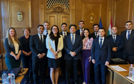 Azərbaycan və Macarıstan arasında vergi əməkdaşlığının daha da inkişaf etdirilməsi və dostluq əlaqələrinin möhkəmləndirilməsi üçün yeni təşəbbüslərin irəli sürülməsi barədə razılıq əldə olunub