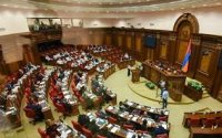 Paşinyandan onu istefaya çağıran deputata ŞİLLƏ kimi cavab: Sarkisyan və Koçaryana “SÖZ SOXDU”