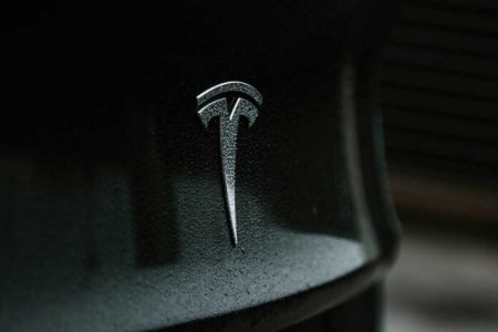 İlon Maskın Tesla Planı:həqiqi yenilikdən korporativ performansa doğru