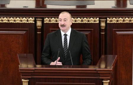 Prezident İlham Əliyev AMEA-nın 80 illik yubileyində çıxış edib