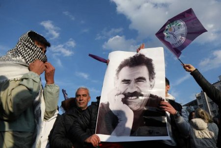 Terrorsuz Türkiyə Arxitekturasının Öcalan Dilemması yaxud PKK-nın TərkiSilahı Layihəsində Qlobal Aktorların Qırılan Kor Bucaq Nöqtəsi