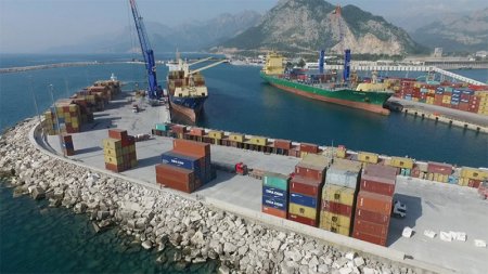 Türkiyə limanları 34 milyon 749 min 652 ton yük qəbul edib