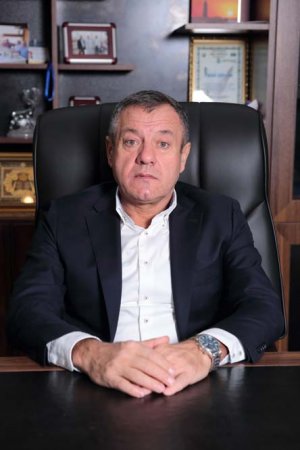 Firuz Rzayev:Uğurun Memarı, yaxud “Zirə Məhsul” Brendinin Qurcusu