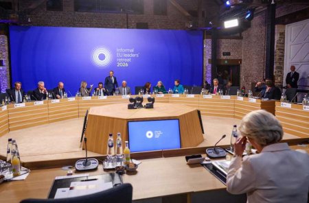 Qoca Qitə Donald Trampa Savaş Açır yaxud Qlobal Qeyri-Simmetrik Strateji Yanaşmanın TransAtlantik Uçrumun